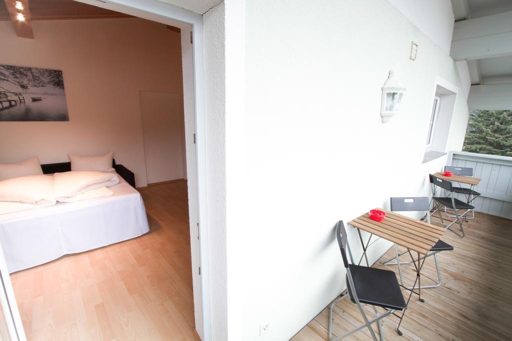 Andy'S Apartment Langenfeld Room photo